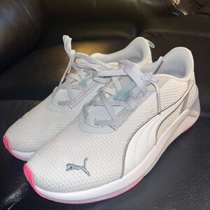 Puma Gray Mesh Athletic Sneakers with Pink Accents